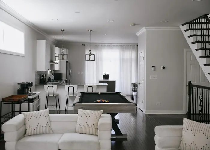 Game • Fire-pit • Playground • Gym • Billiard Holiday home
